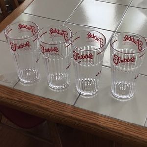 4 brand new Fribble cups